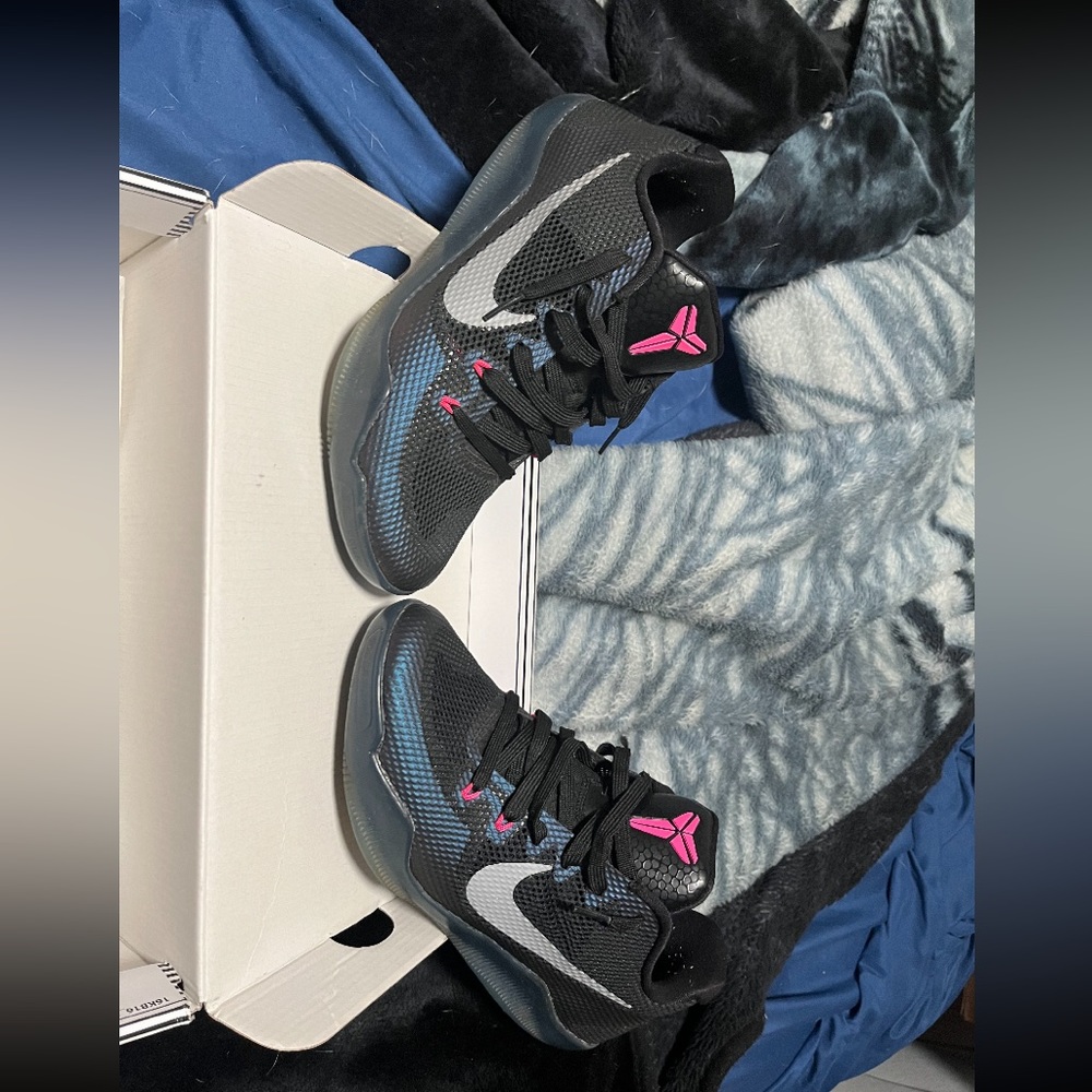 Nike Kobe 11’s invisible cloak